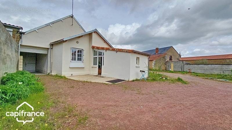 Maison à THOUARS