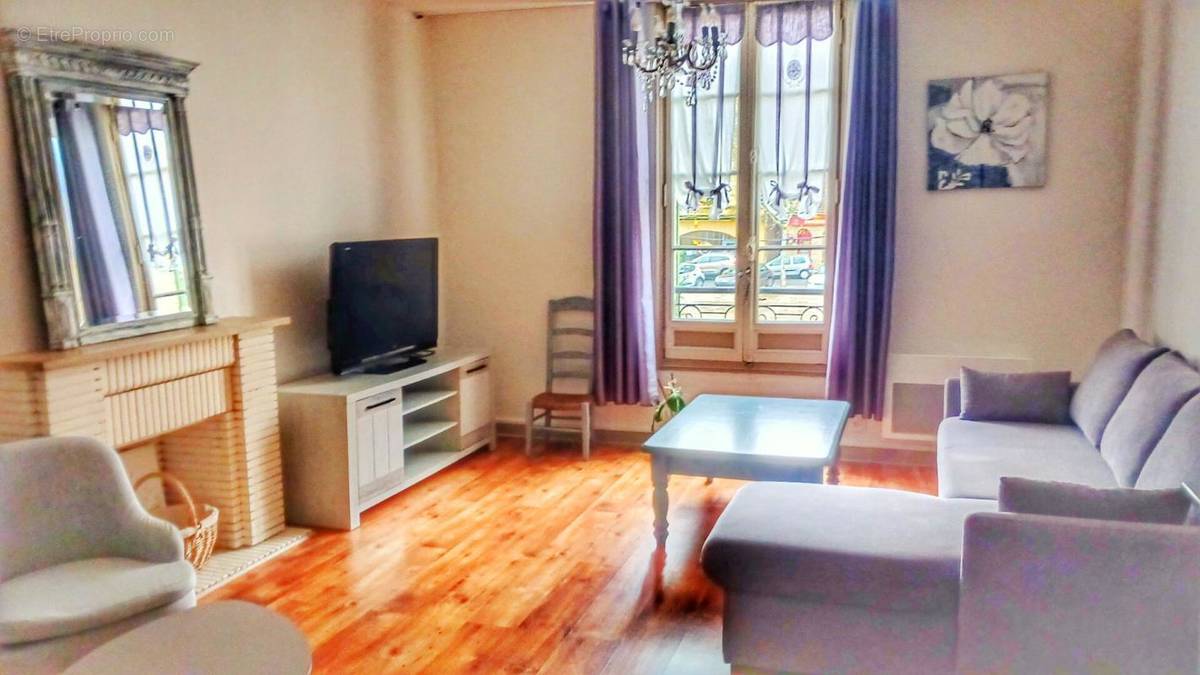 Appartement à LALINDE