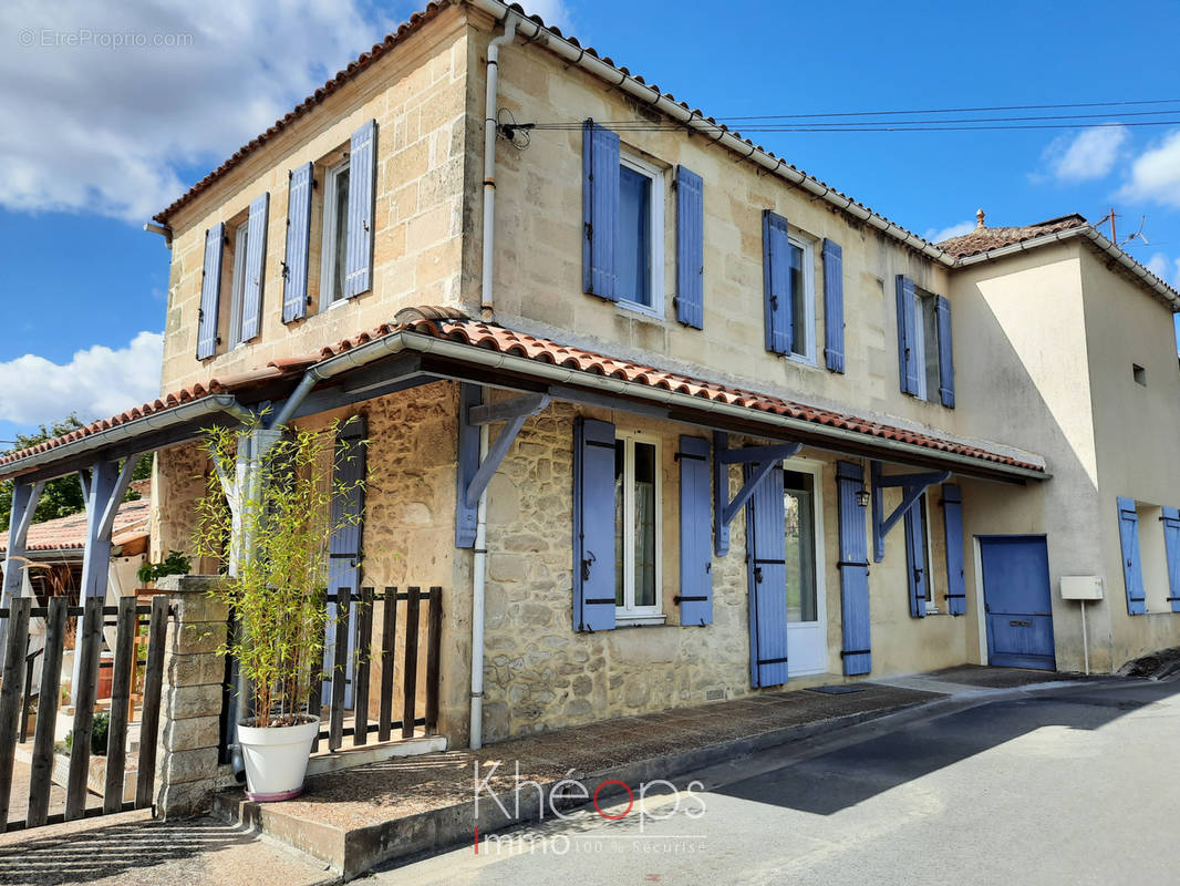 Maison à MAURIAC