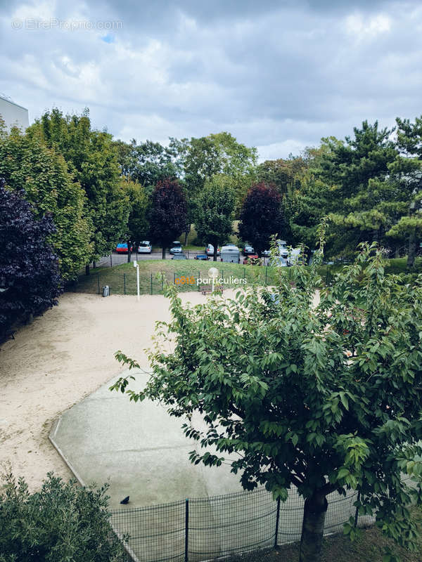 Appartement à SARTROUVILLE