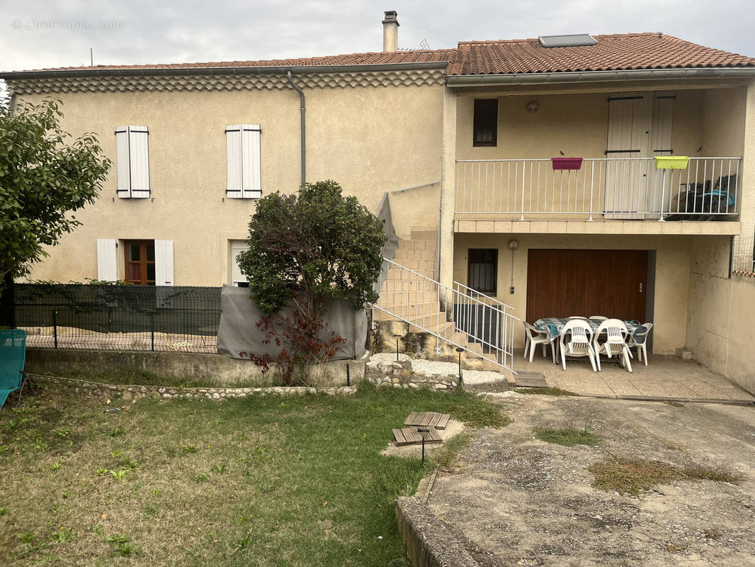 Maison à LIVRON-SUR-DROME