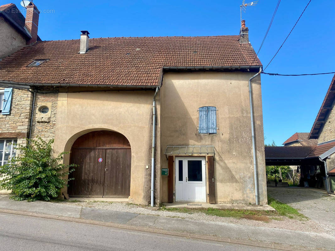 Maison à MARNAY