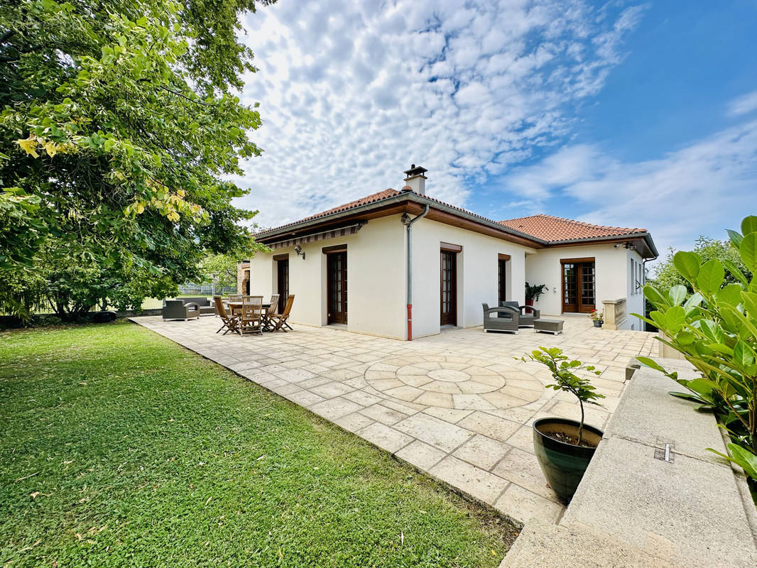 Maison à BEAUMONT