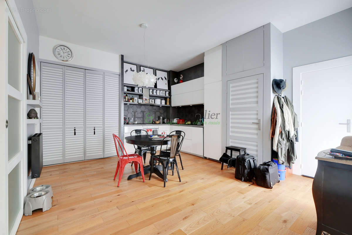 Appartement à PARIS-12E