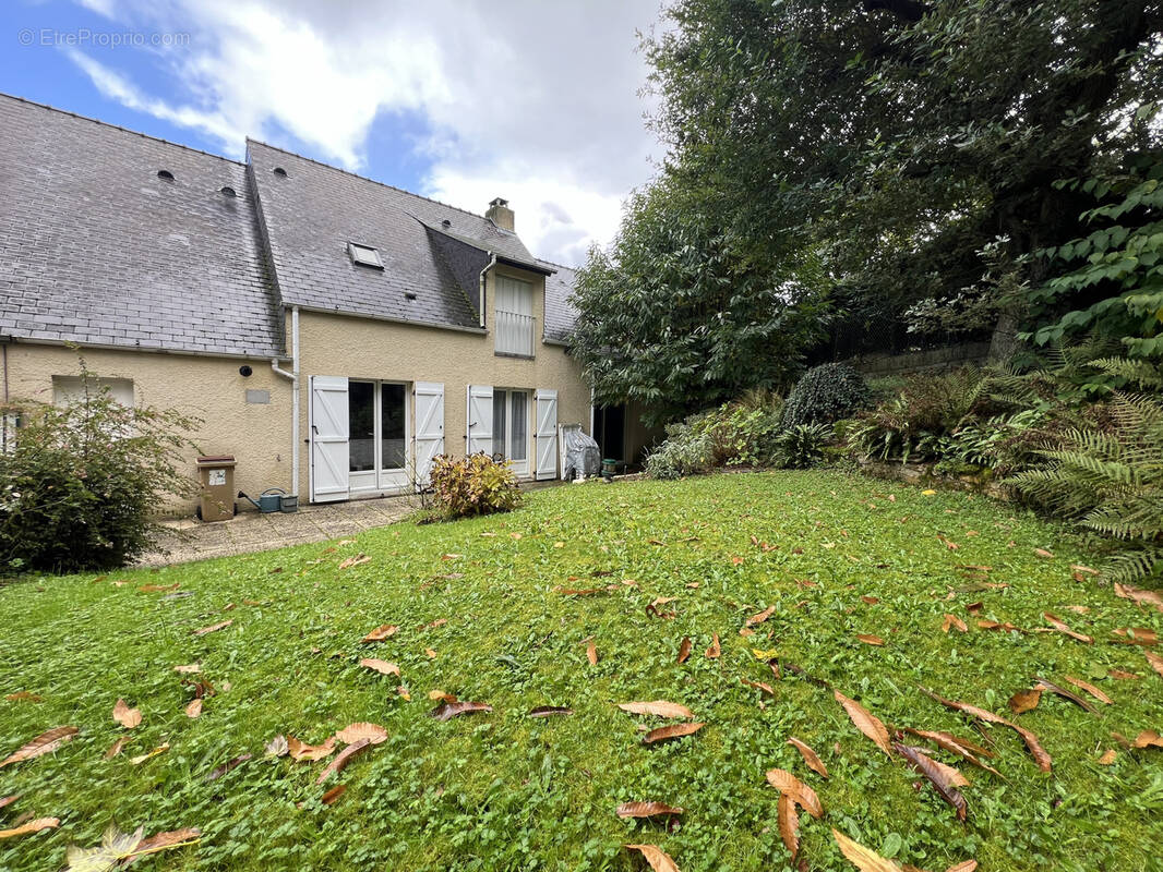 Maison à BEAUCOUZE