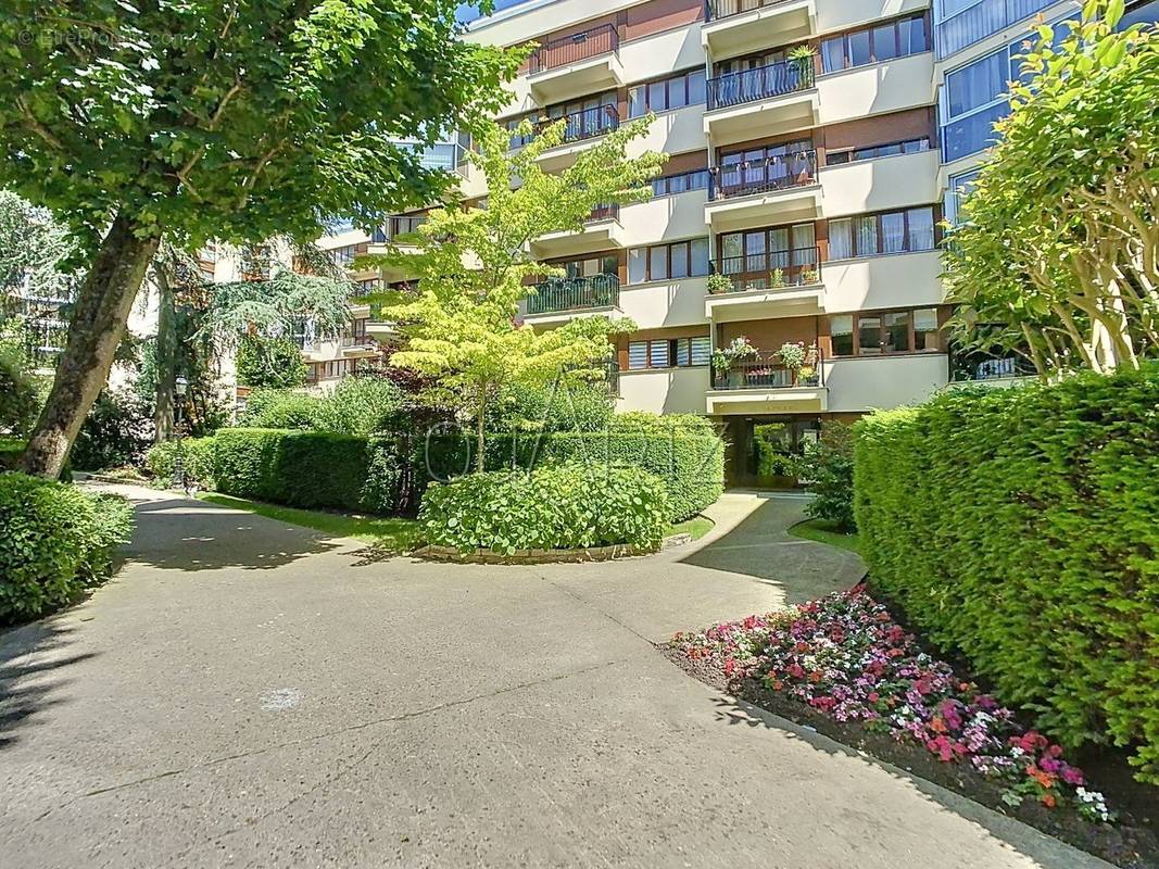 Appartement à LE CHESNAY