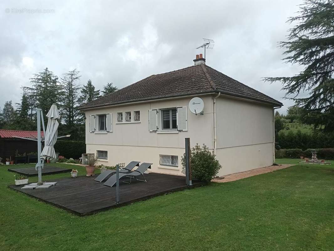 Maison à CHARROUX