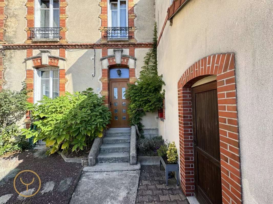 Maison à ROMILLY-SUR-SEINE