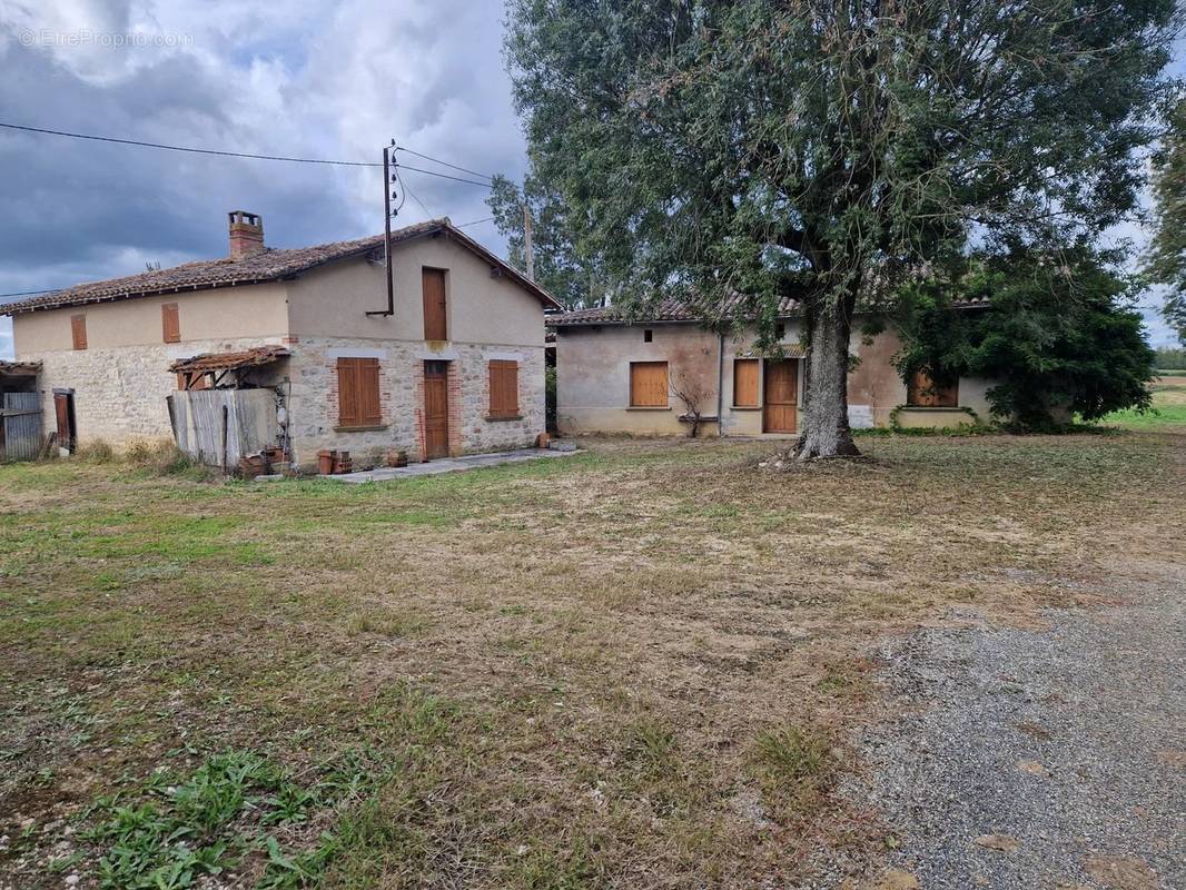 Maison à LAPENCHE