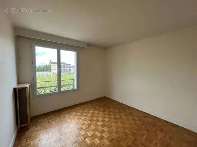 Appartement à MONTROUGE