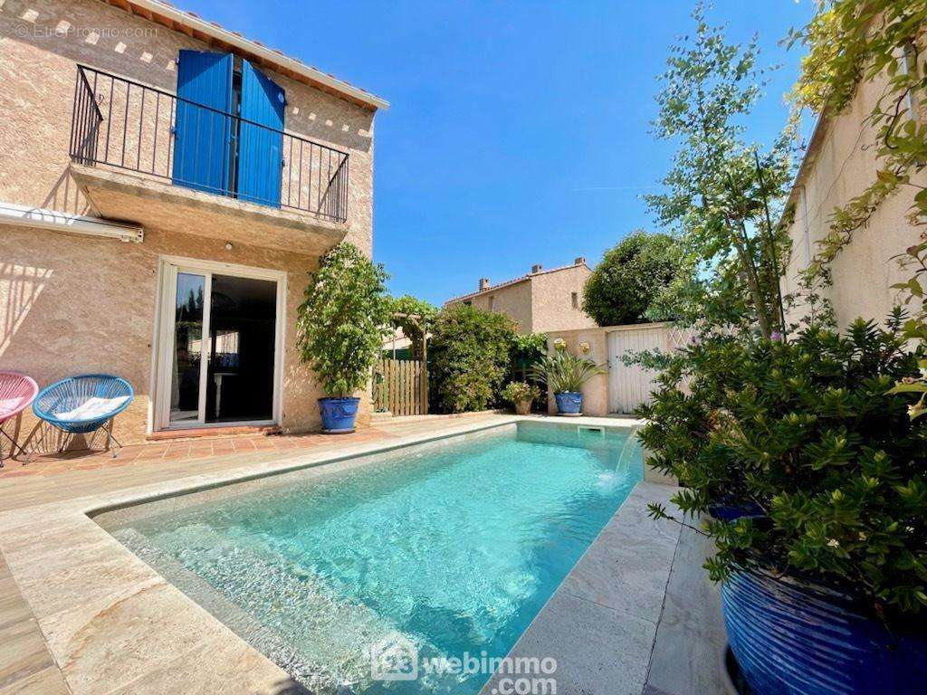 Piscine chauffée - Maison à SAINTE-MAXIME