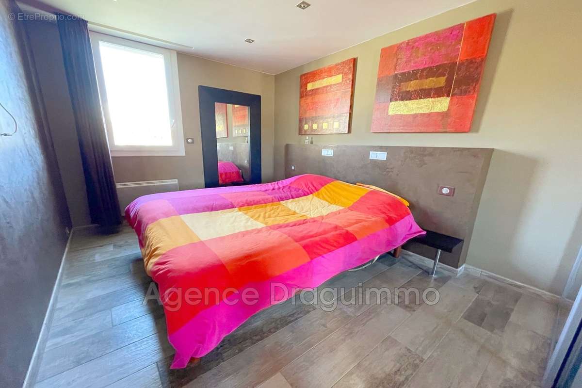 Appartement à DRAGUIGNAN