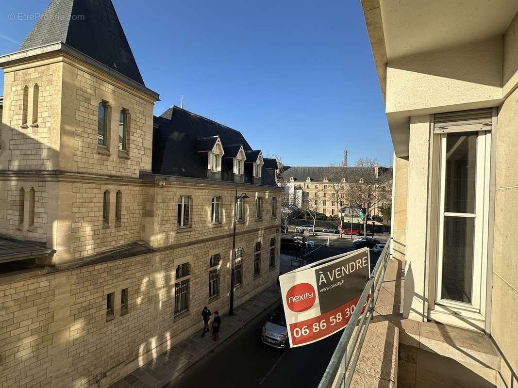 Appartement à PARIS-7E