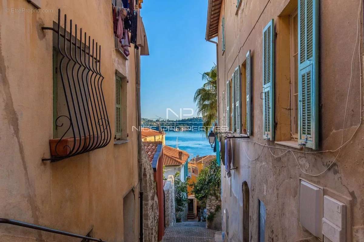 Appartement à VILLEFRANCHE-SUR-MER