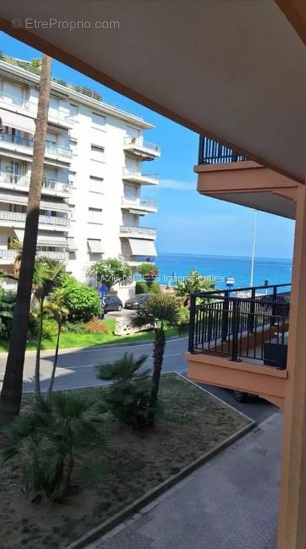 Appartement à ROQUEBRUNE-CAP-MARTIN