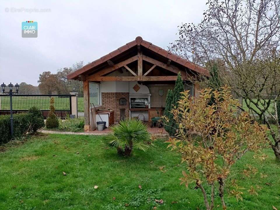 Maison à CHEVROUX