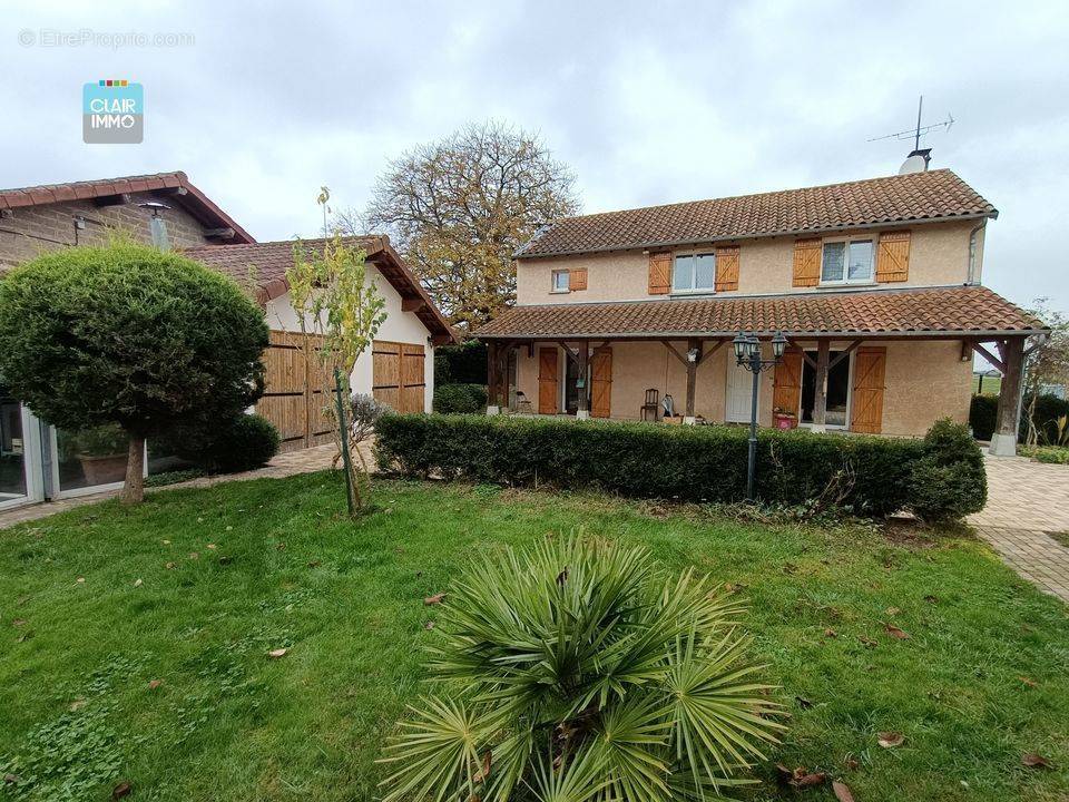 Maison à CHEVROUX