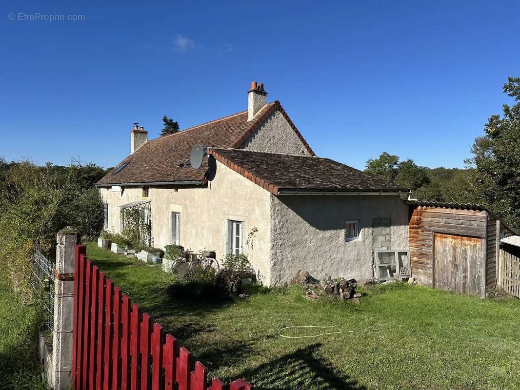 Maison à BRIGUEIL-LE-CHANTRE