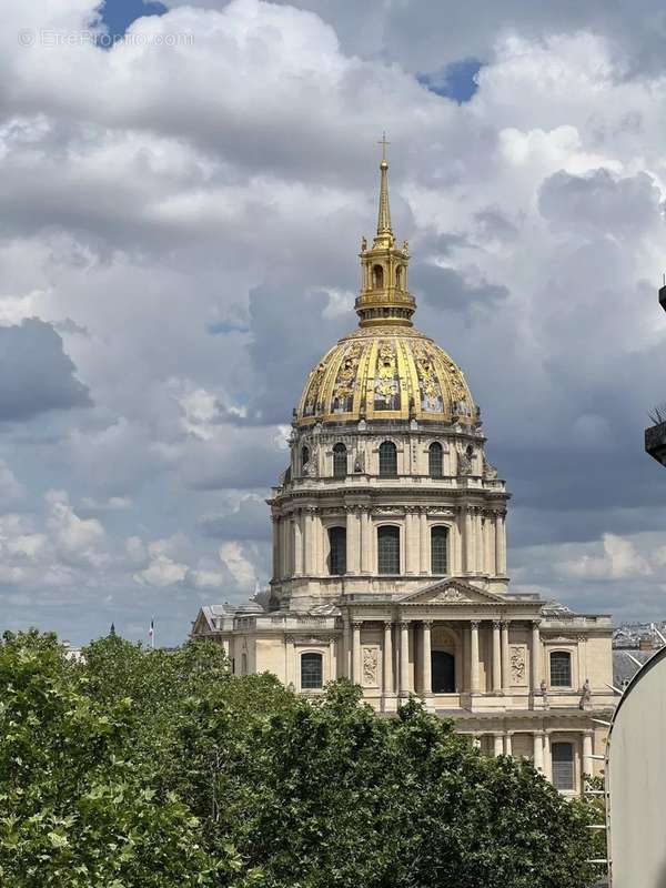 Appartement à PARIS-7E