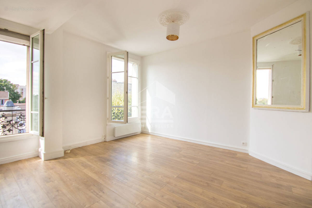 Appartement à LE PERREUX-SUR-MARNE