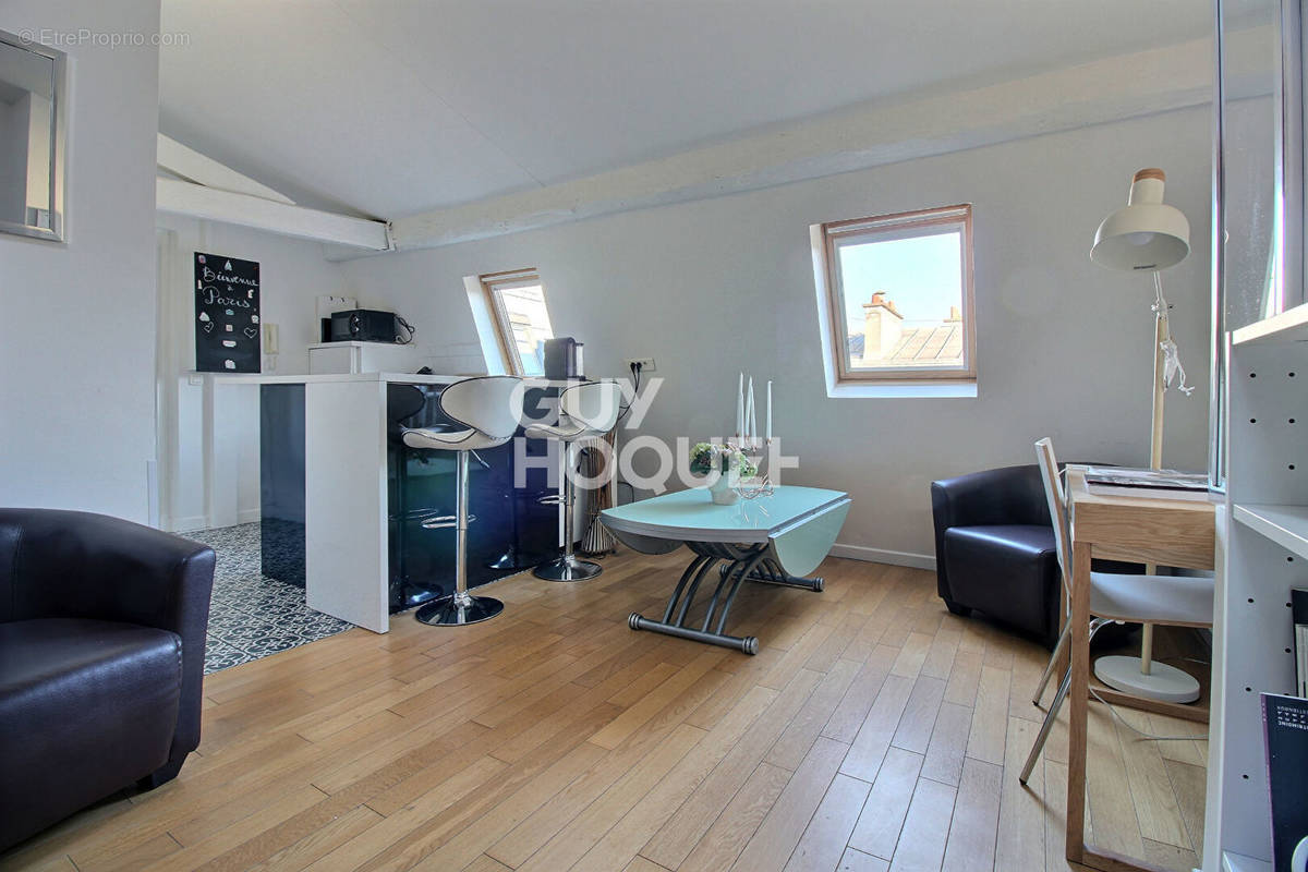 Appartement à PARIS-9E