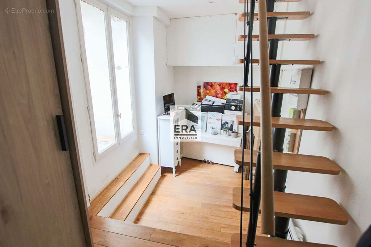 Appartement à PARIS-11E