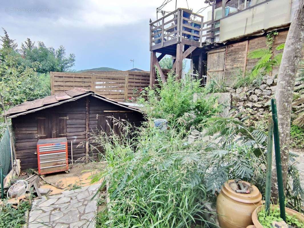 Maison à ROQUEBRUNE-SUR-ARGENS