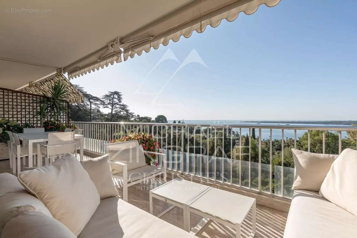 Appartement à CANNES