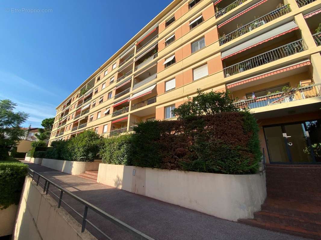   - Appartement à NICE