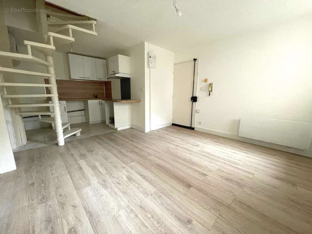 Appartement à AUBAGNE