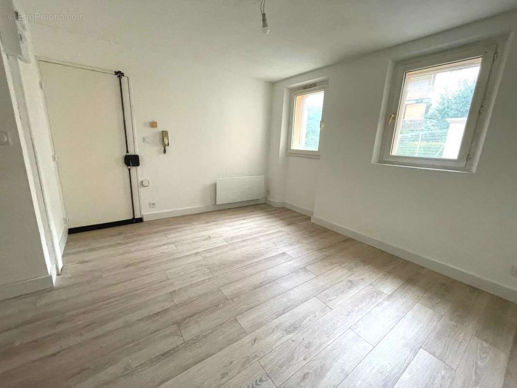 Appartement à AUBAGNE