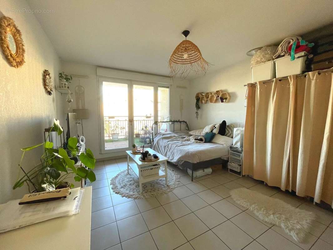 Appartement à MARSEILLE-13E