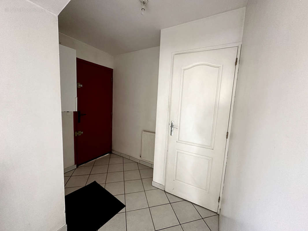 Appartement à PONT-SUR-YONNE