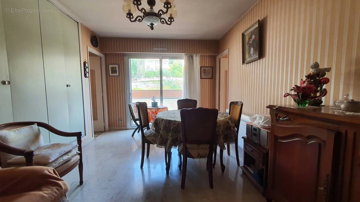 Appartement à MENTON