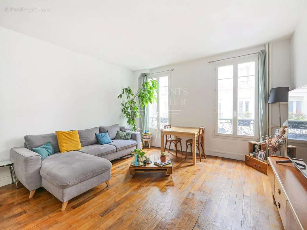 Appartement à LEVALLOIS-PERRET