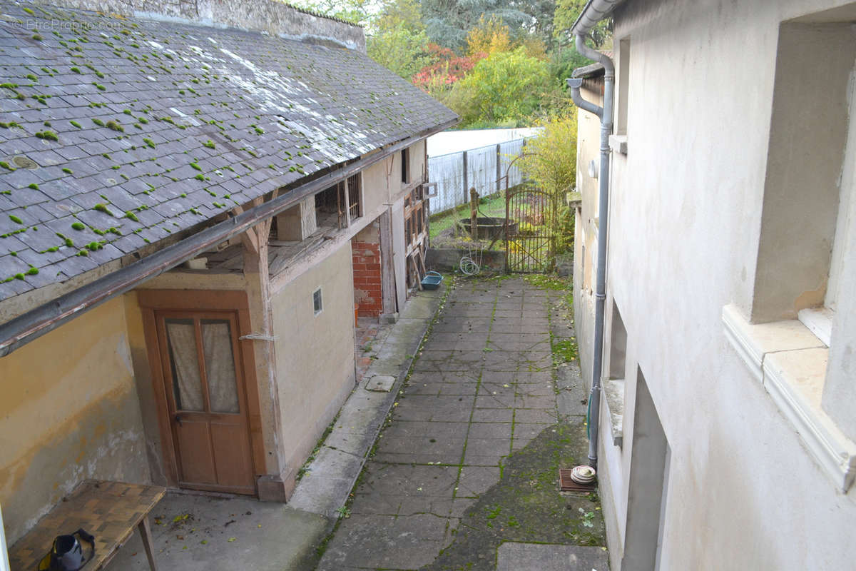 Maison à SAINT-GERVAIS-LES-TROIS-CLOCHERS