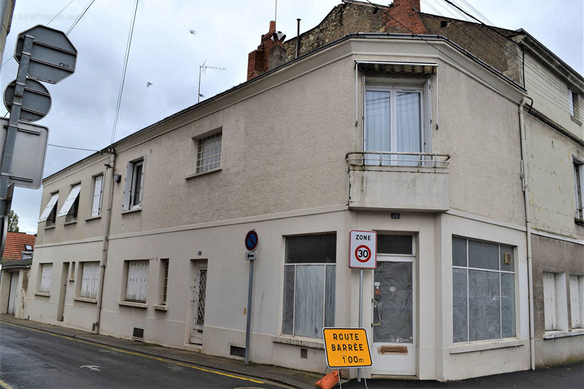 Maison à CHATELLERAULT