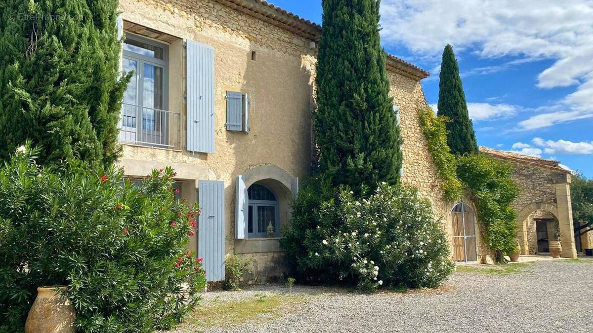 Photo 1 - Maison à NIMES