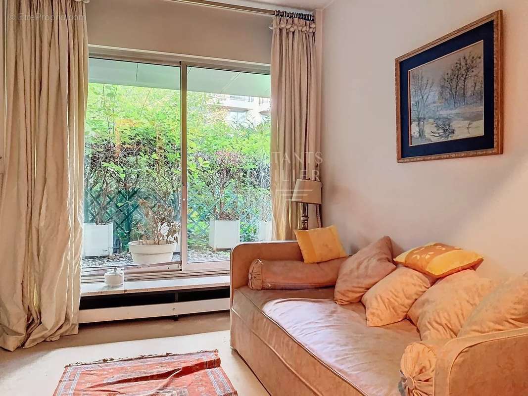 Appartement à BOULOGNE-BILLANCOURT