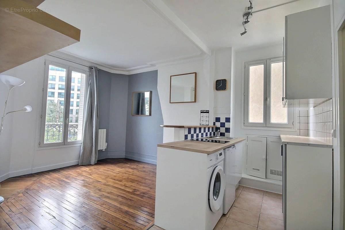 Appartement à ISSY-LES-MOULINEAUX