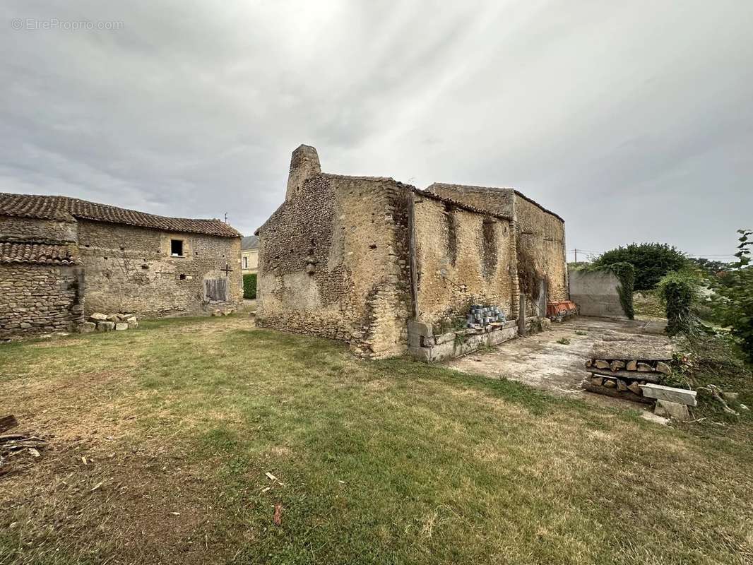 Maison à SAINTE-VERGE