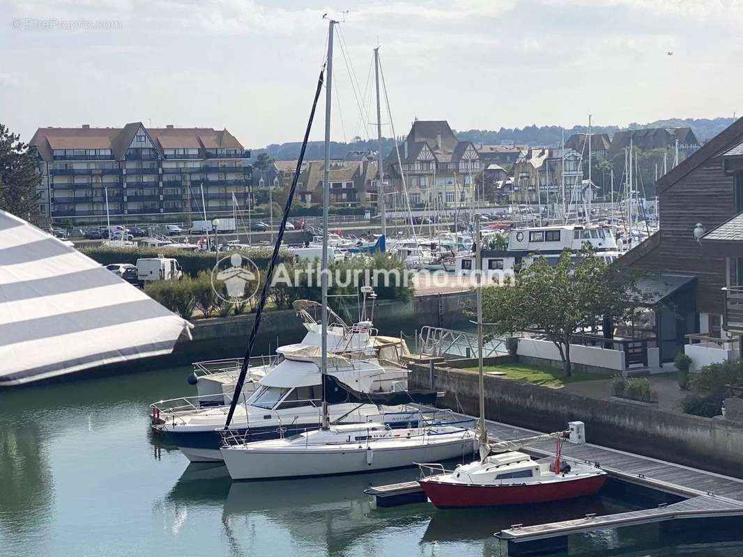 Appartement à DEAUVILLE