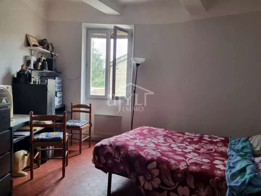 Appartement à ROGNES