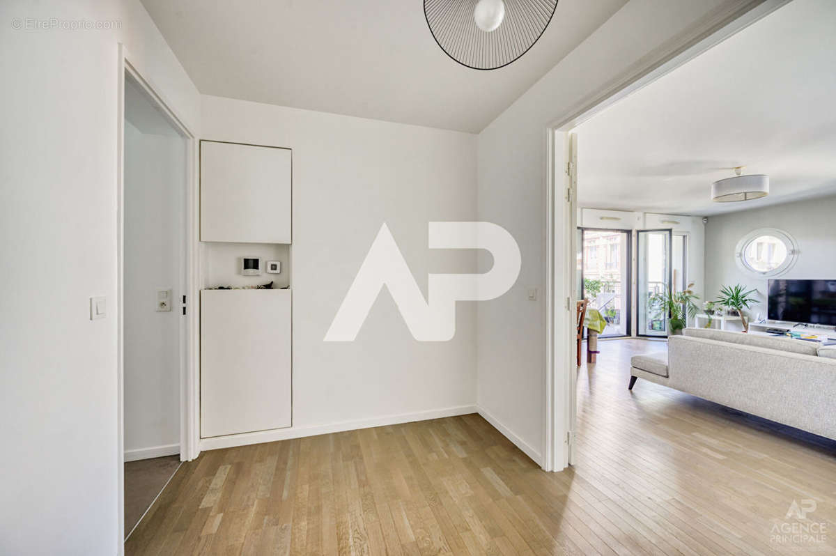 Appartement à SURESNES