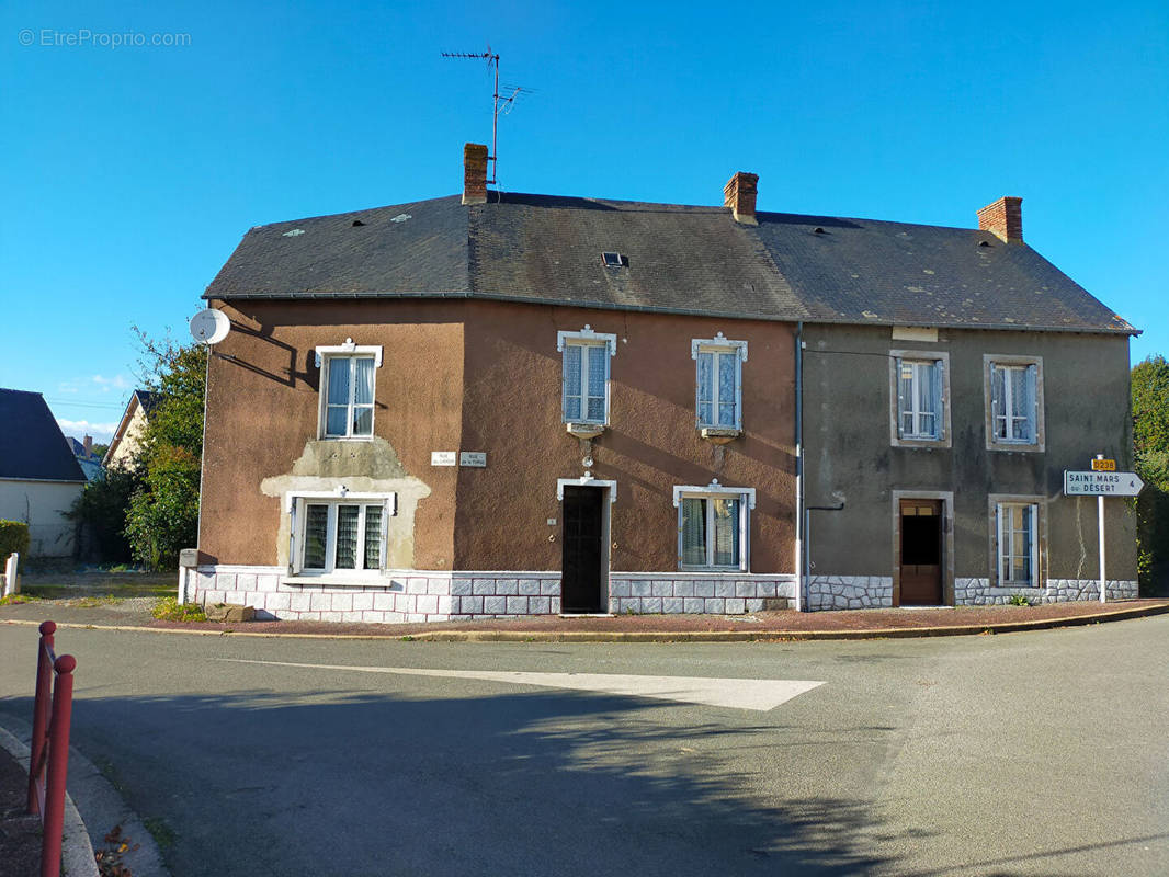 Maison à SAINT-GERMAIN-DE-COULAMER