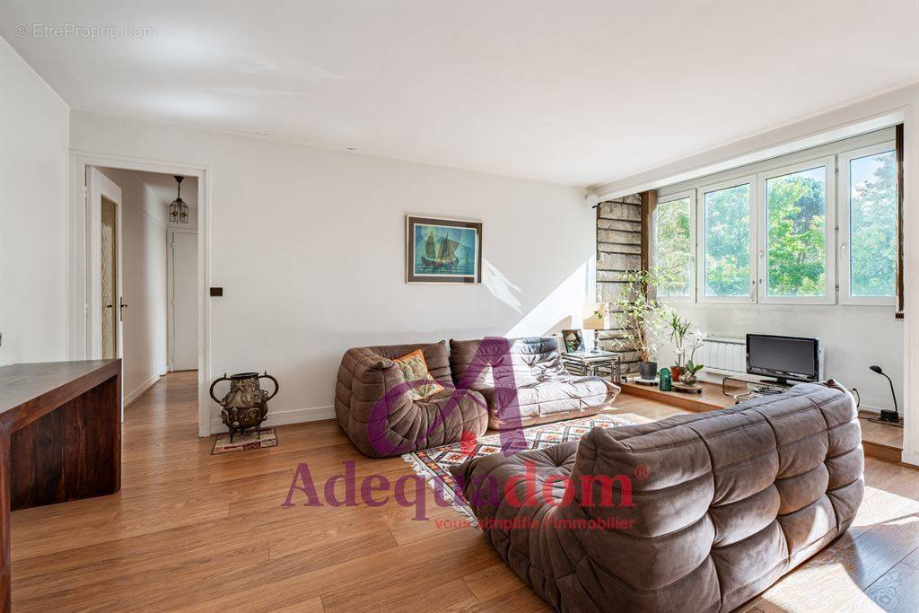 Appartement à COLOMBES