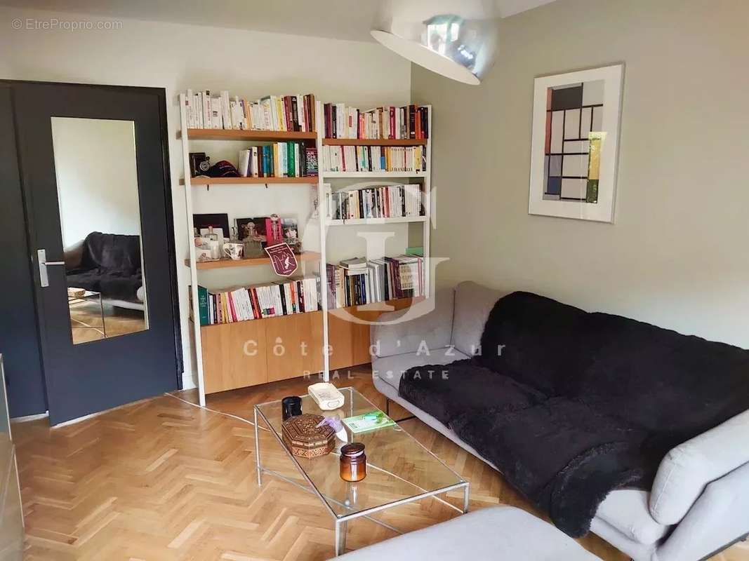 Appartement à VERSAILLES