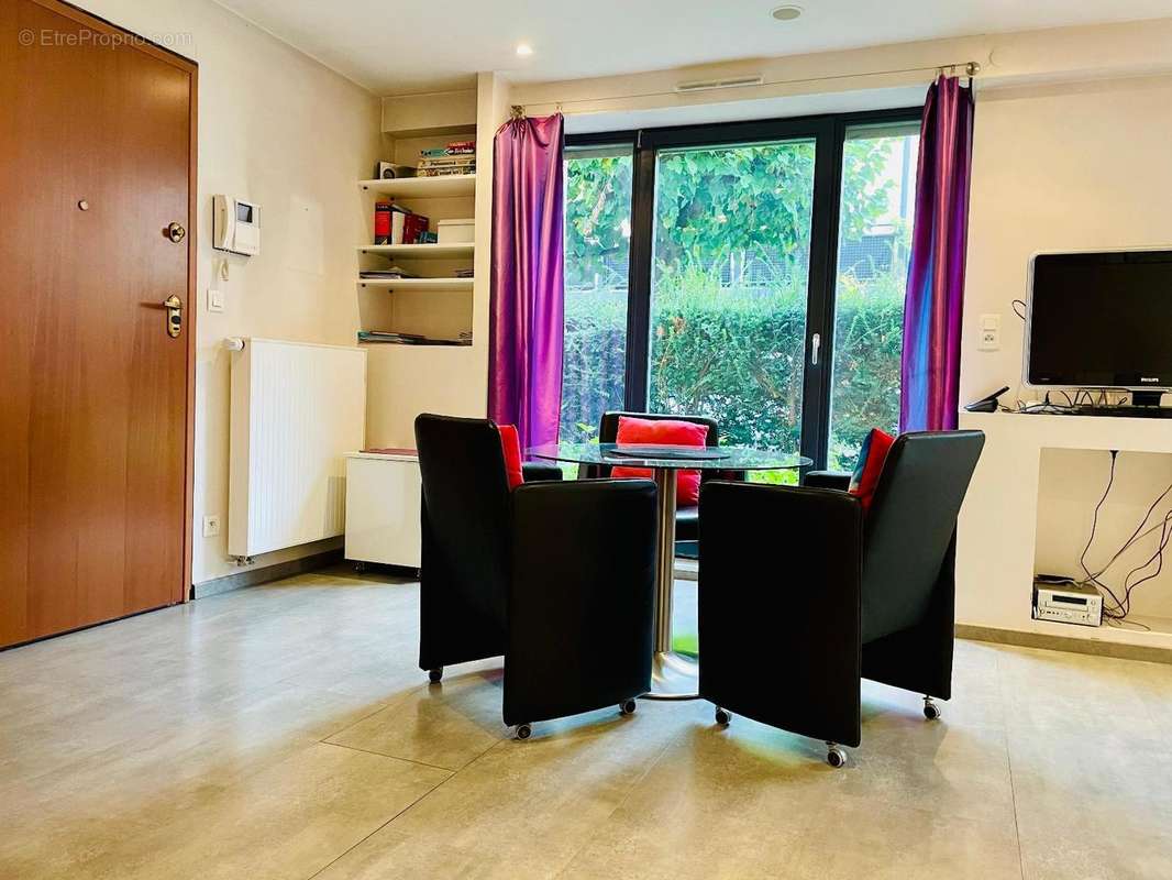   - Appartement à STRASBOURG