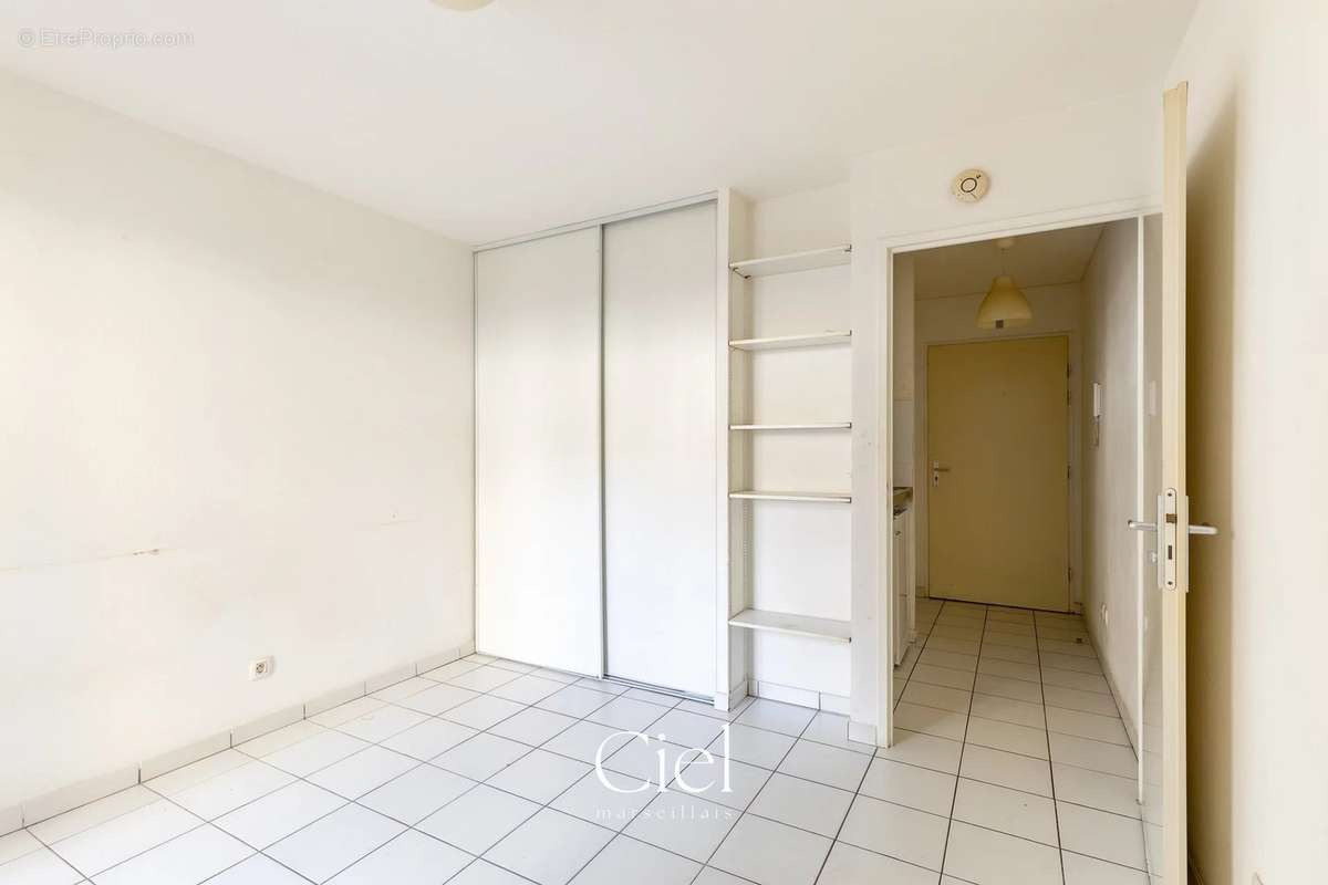 Appartement à MARSEILLE-6E