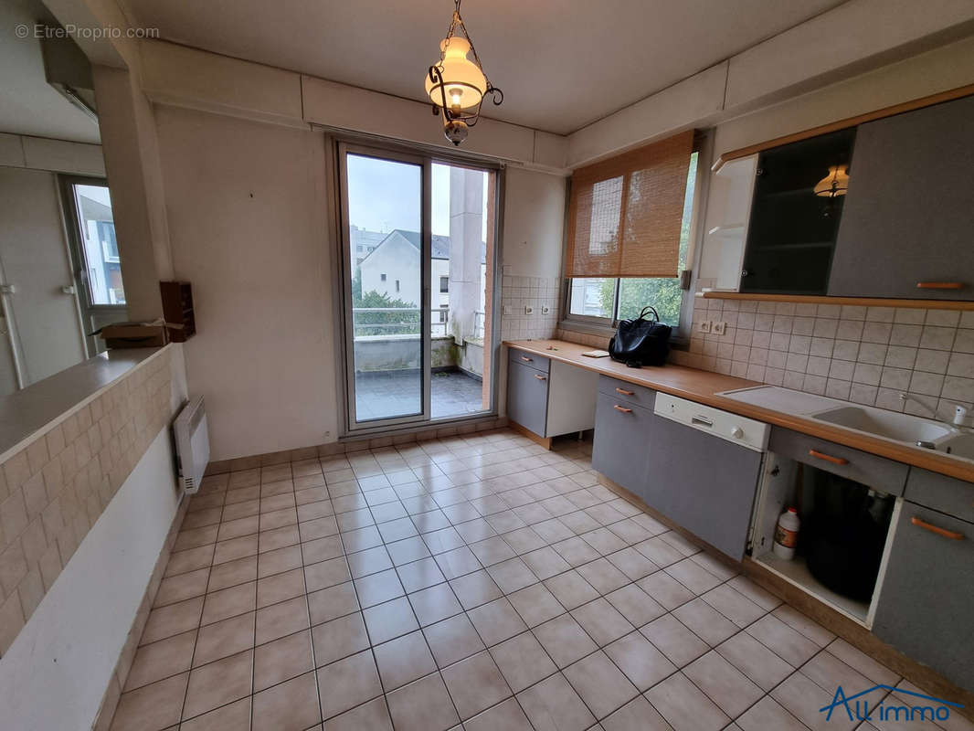 Appartement à SAINT-MAUR-DES-FOSSES